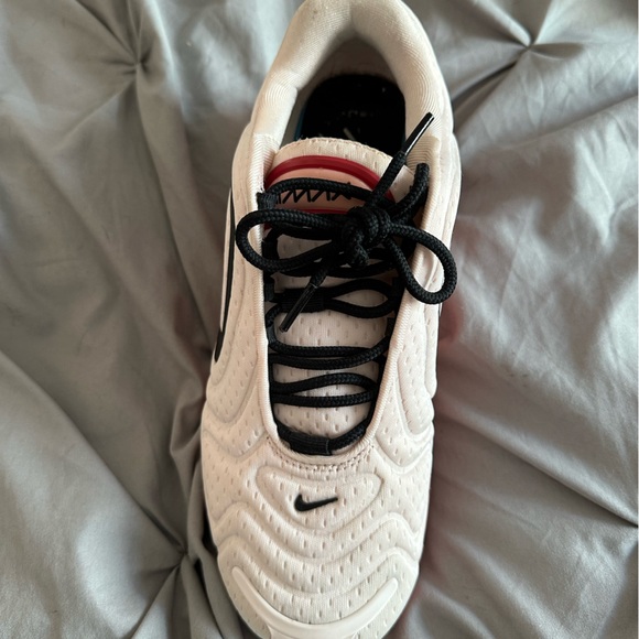 Nike Air Max 720 light soft pink - Picture 2 of 6